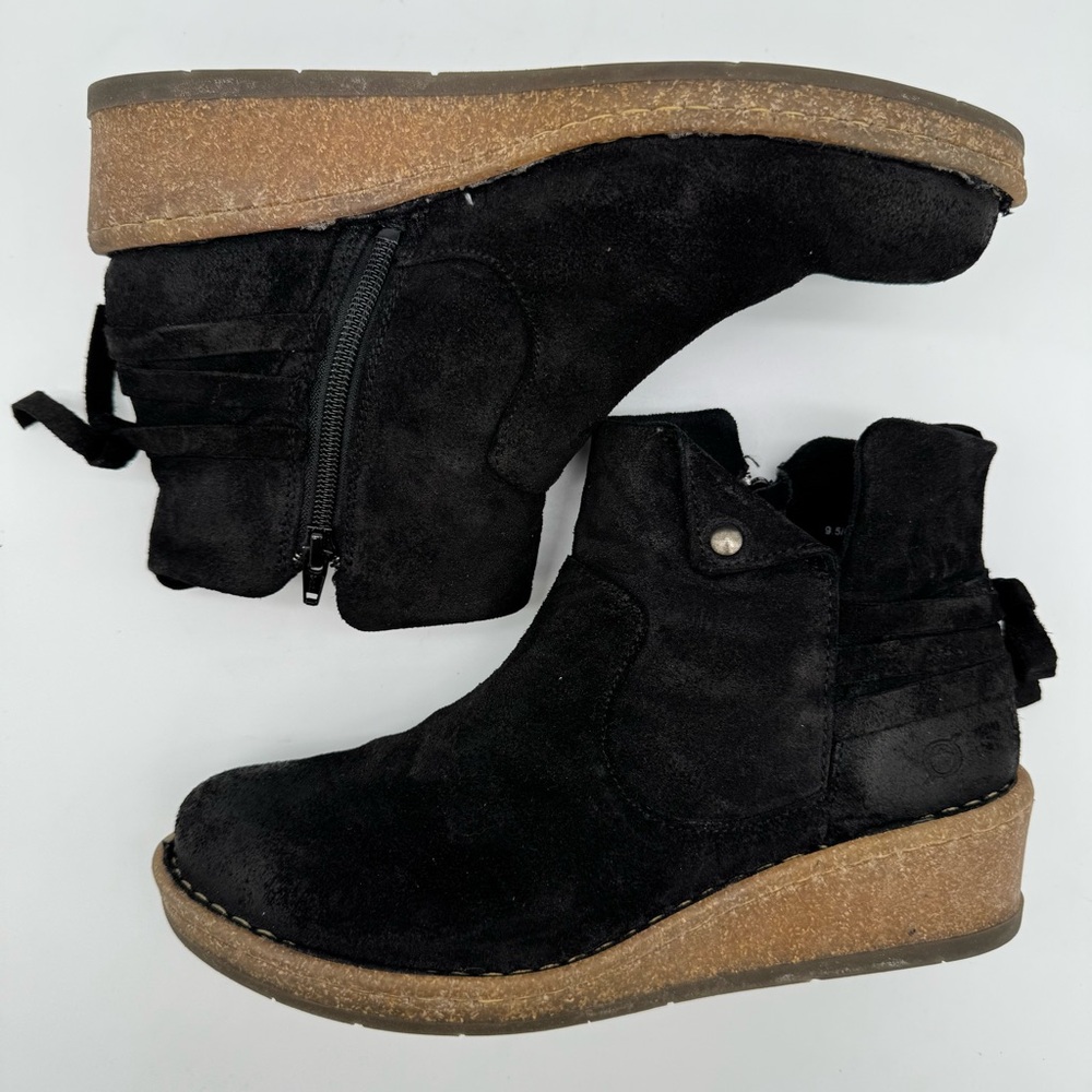 Born Vaughn Black Distressed Suede Leather Ankle Wedge Boot Size 9.5 - Picture 8 of 14